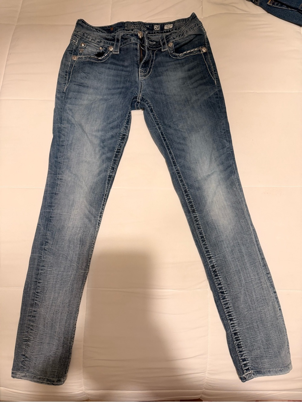 Miss Me Women's Slim Skinny Jeans in Distressed Indigo